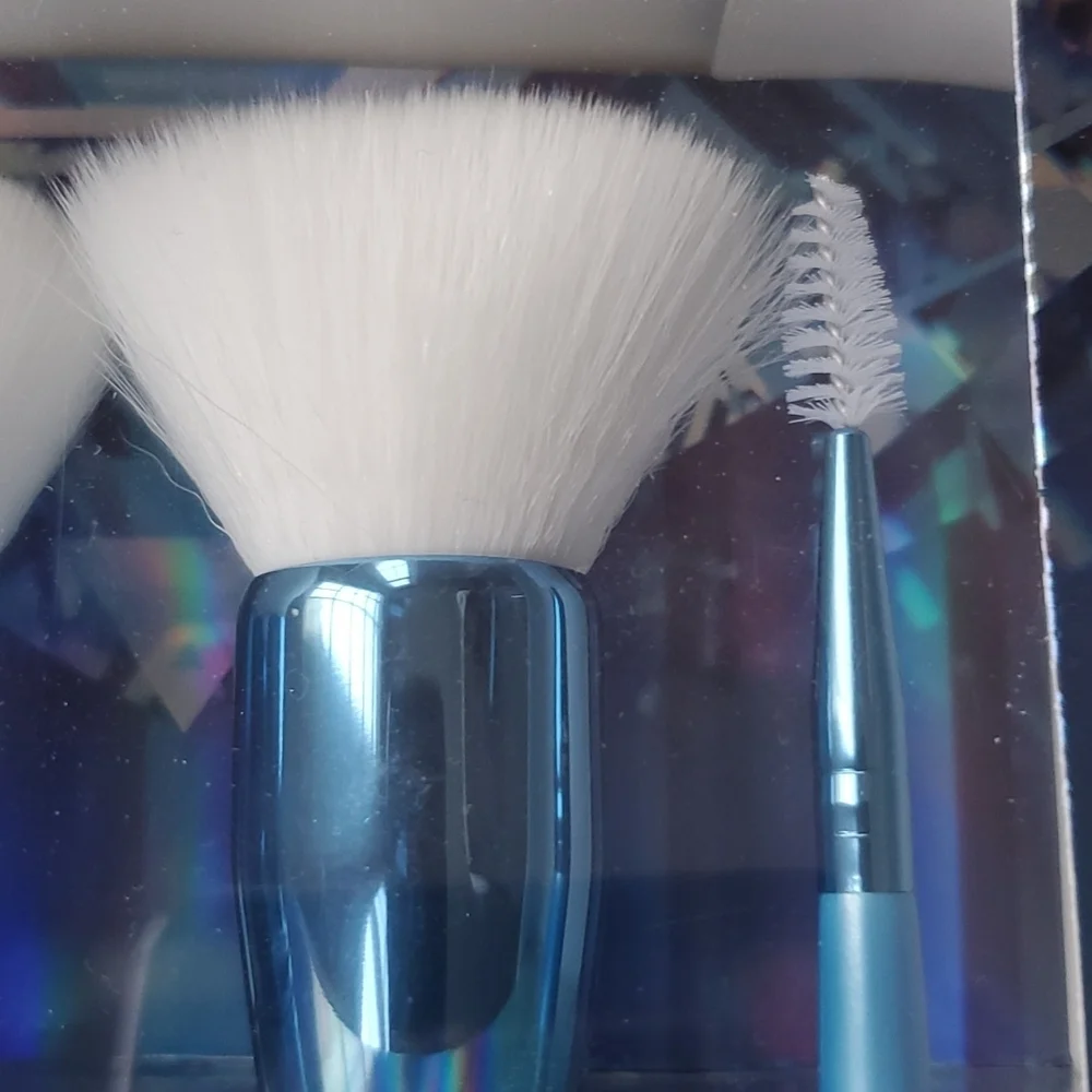 e.l.f Precious Gems 4 pc. Makeup Brush Set NWB